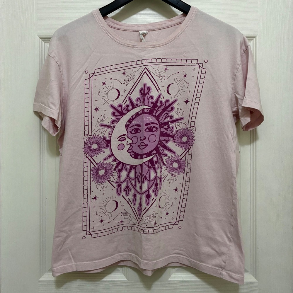 La Luna Sun Moon Celestial Graphic Tee Shirt Pink M Astrology Tarot Mystical Top